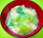 チンゲン菜の味噌汁